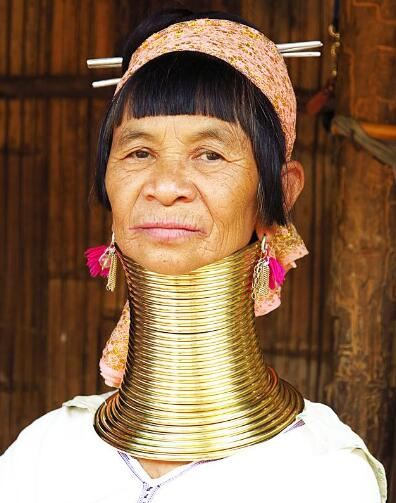 世界上脖子最长的女人，泰国长颈族最长脖子达70厘米