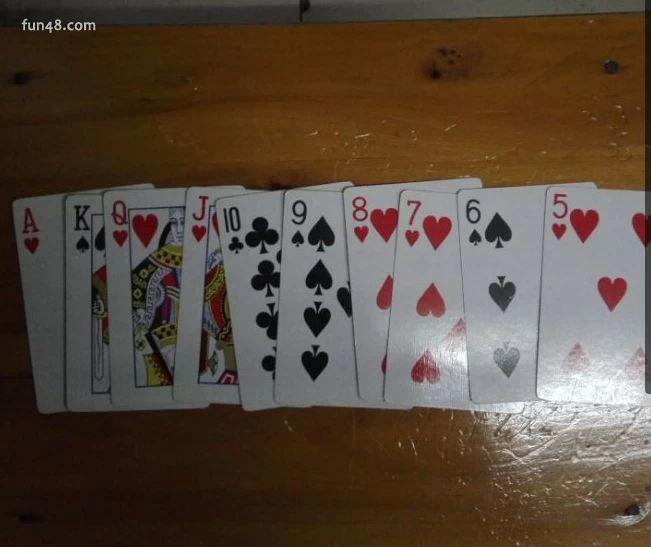 扑克牌跑得快玩牌规则技巧