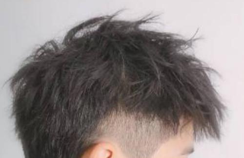 钢夹烫是什么发型?怎么打理