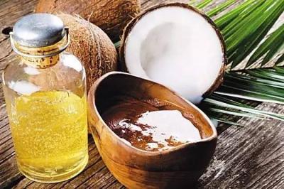 椰子油对您的皮肤有益吗？