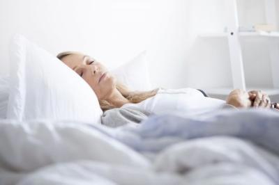 研究称，短暂的睡眠和经常醒来可能使您罹患心脏病的风险增加