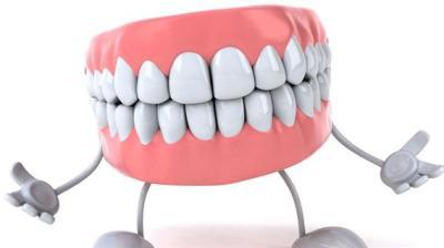 牙龈退缩：治疗和原因
