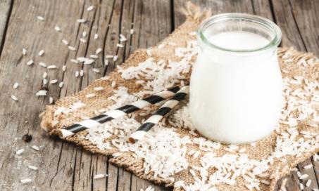 6种最佳植物性牛奶替代品