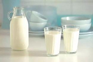 牛，大豆或杏仁：哪种“牛奶”最适合您？