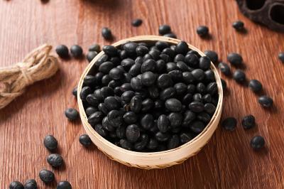 女人吃黑豆对身体有哪些好处你知道吗？