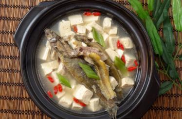 泥鳅豆腐汤，壮阳最好的食疗方