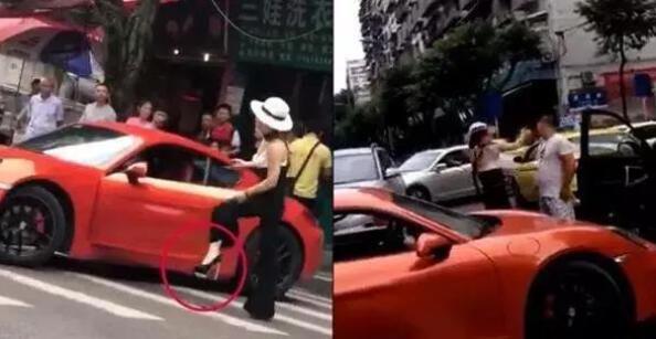 重庆保时捷女车主低调开着“柠檬绿”jeep车办事 穿着霸气信心十足