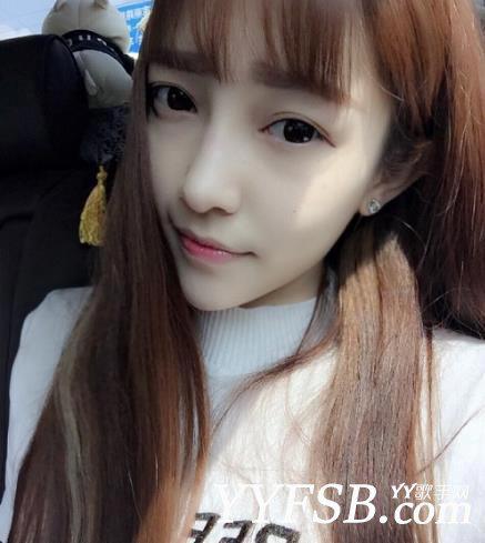 YY东方宝宝:宝哥天书宠爱的女主播